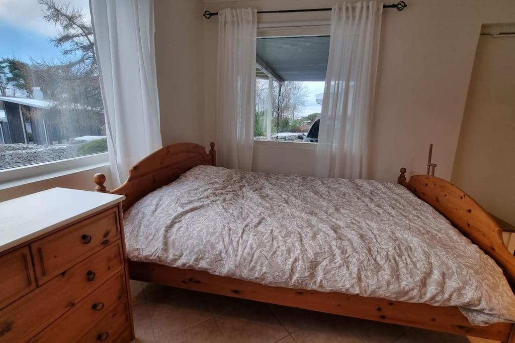Quiet And Comfy With Swimming Pool Apartment Onsala Luaran gambar